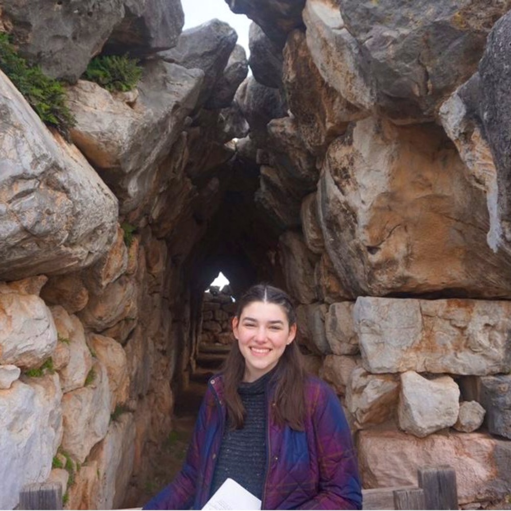 Meet your Posher, Abi